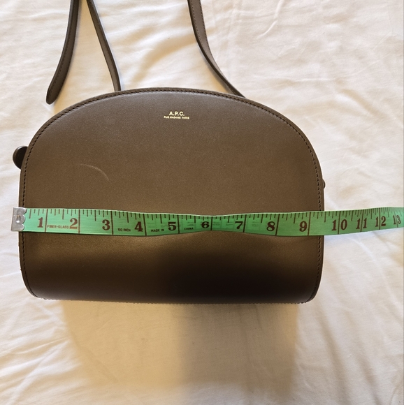 A.P.C. Rue Madame Paris Demi Lune Bag. Taupe Brown - Picture 11 of 14